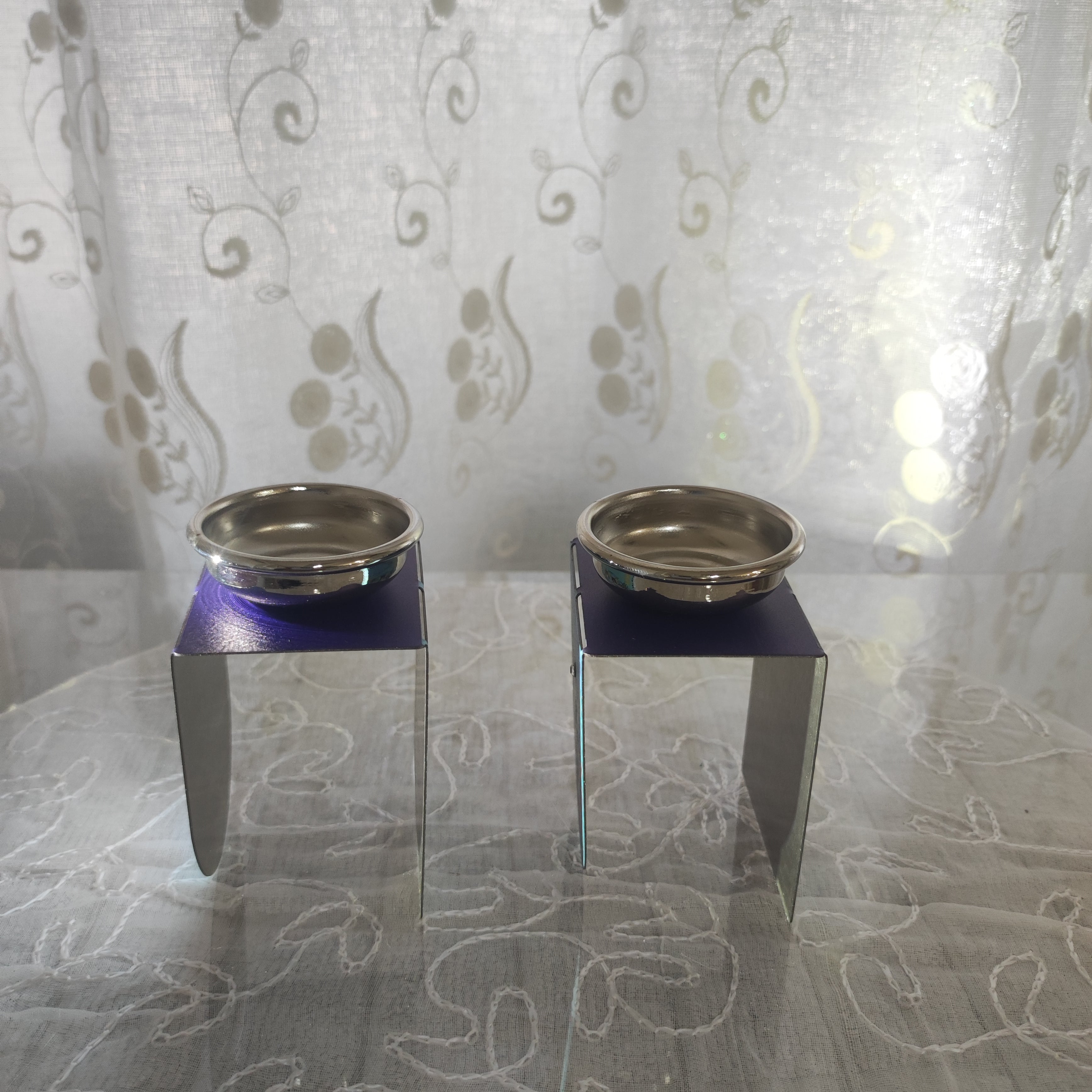 פמוטים צבעוניים