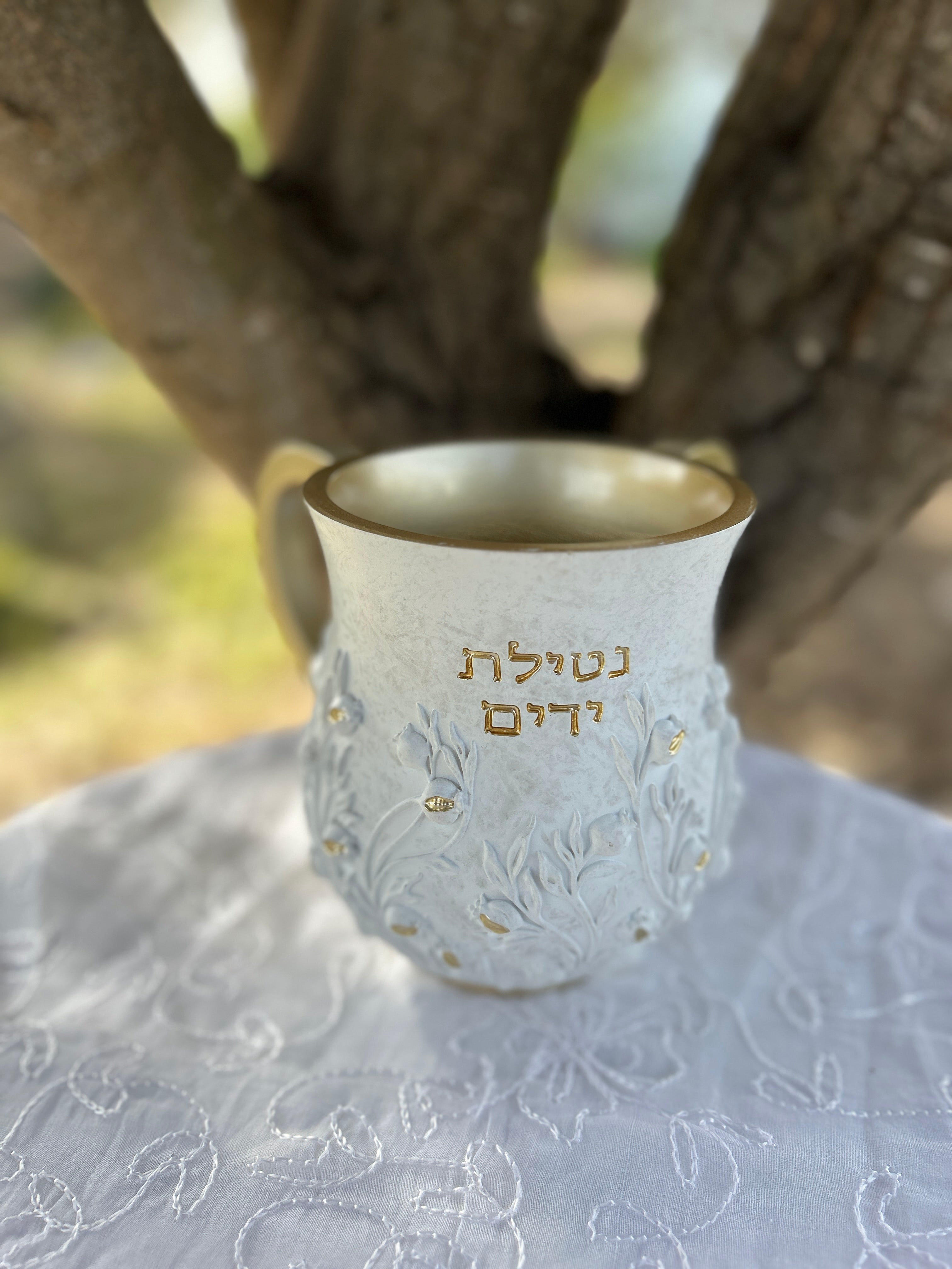 נטלה מהודרת מפוליריזן