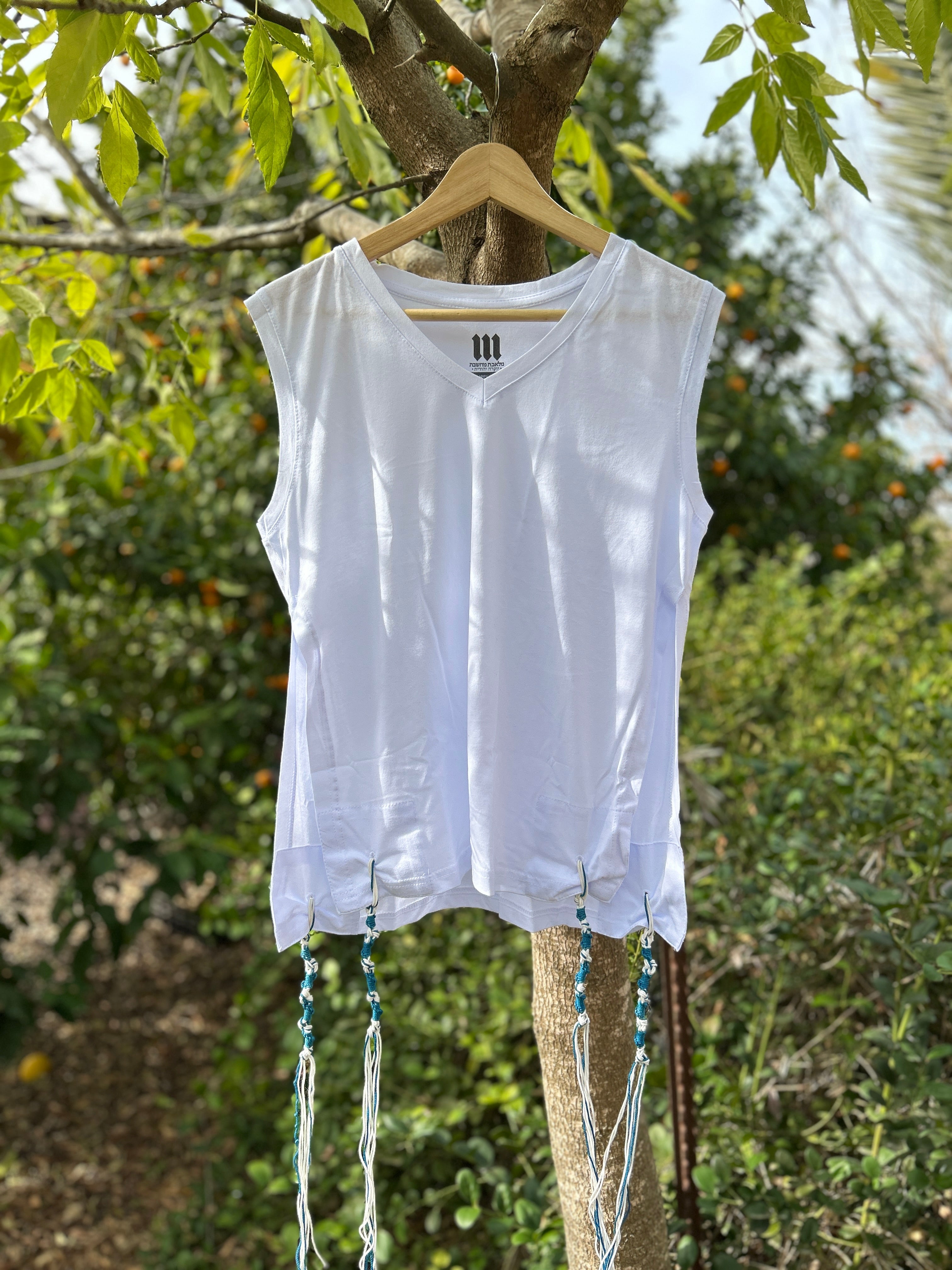 ציצית גופיה פתיל תכלת עבה ראדזין- קשירה ספרדית עבודת יד